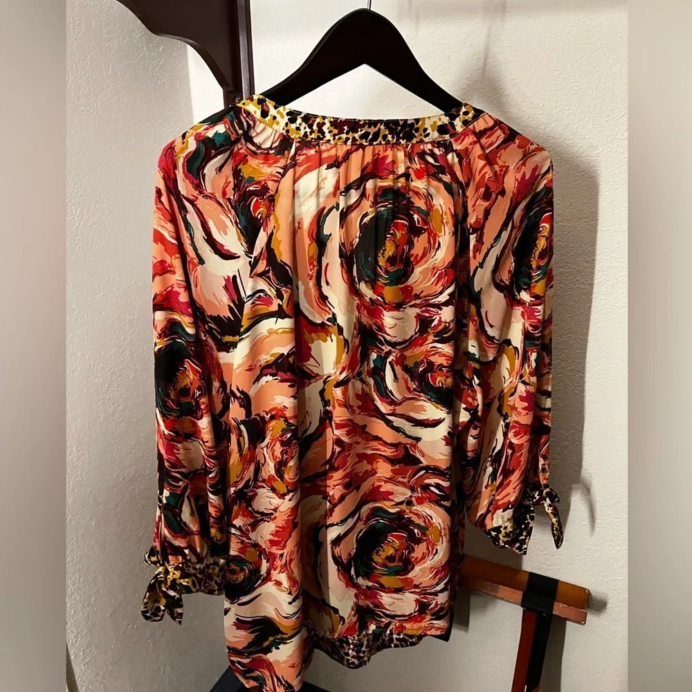 NWOT Anthropologie Fig & Flower Top Blouse Woman Plus 3X Floral/Animal Print - Picture 6 of 9